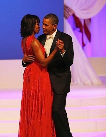 Michle and Obama Dancing